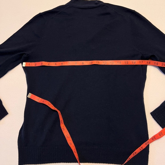 BROOKS BROTHERS dark navy v-neck 100% merino wool soft long sleeve sweater top - Picture 7 of 9